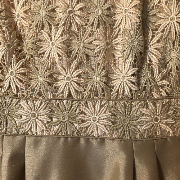 Tahari Size 10 dress - Picture 3 of 4